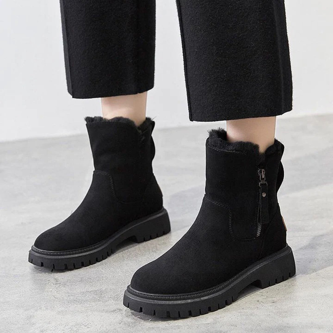 Exquisite Elegance | Premium White Snow Boots