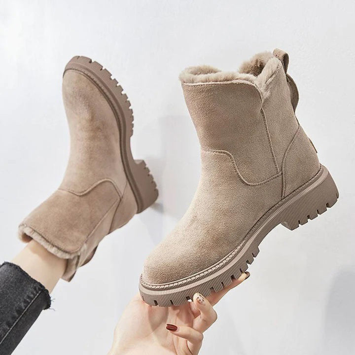 Exquisite Elegance | Premium White Snow Boots