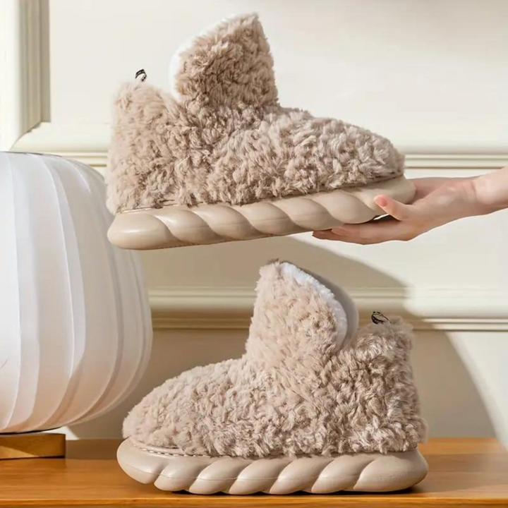 Chic Women's Footwear for Effortlessly Stylish Outfits