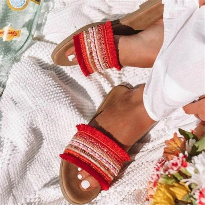 Exquisite Luxurious Slippers for Ultimate Comfort