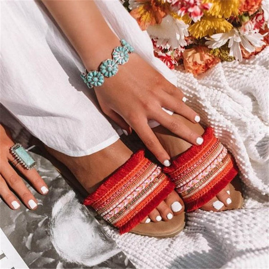 Exquisite Luxurious Slippers for Ultimate Comfort