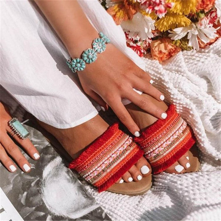 Exquisite Luxurious Slippers for Ultimate Comfort