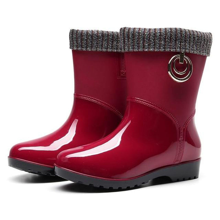 Stylish and Cozy Ankle Boots for Spring Elegance