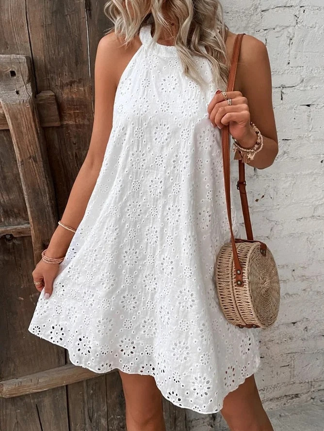 Stylish Halter Mini Dress for a Trendy Look