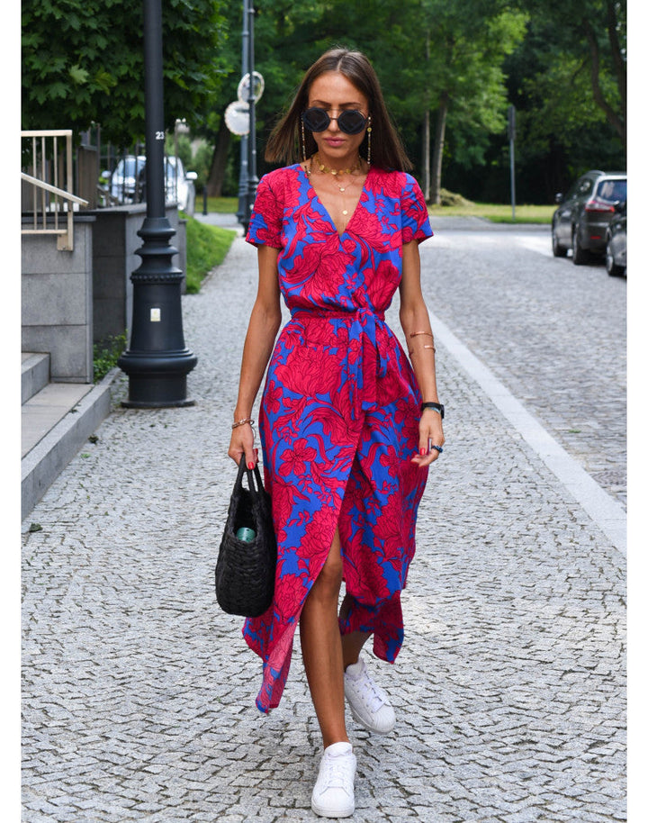 Effortlessly Chic Floral Dress for Ultimate Comfort