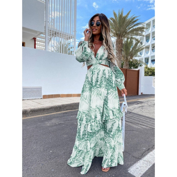 Chic Maxi Dress with a Sophisticated Silhouette