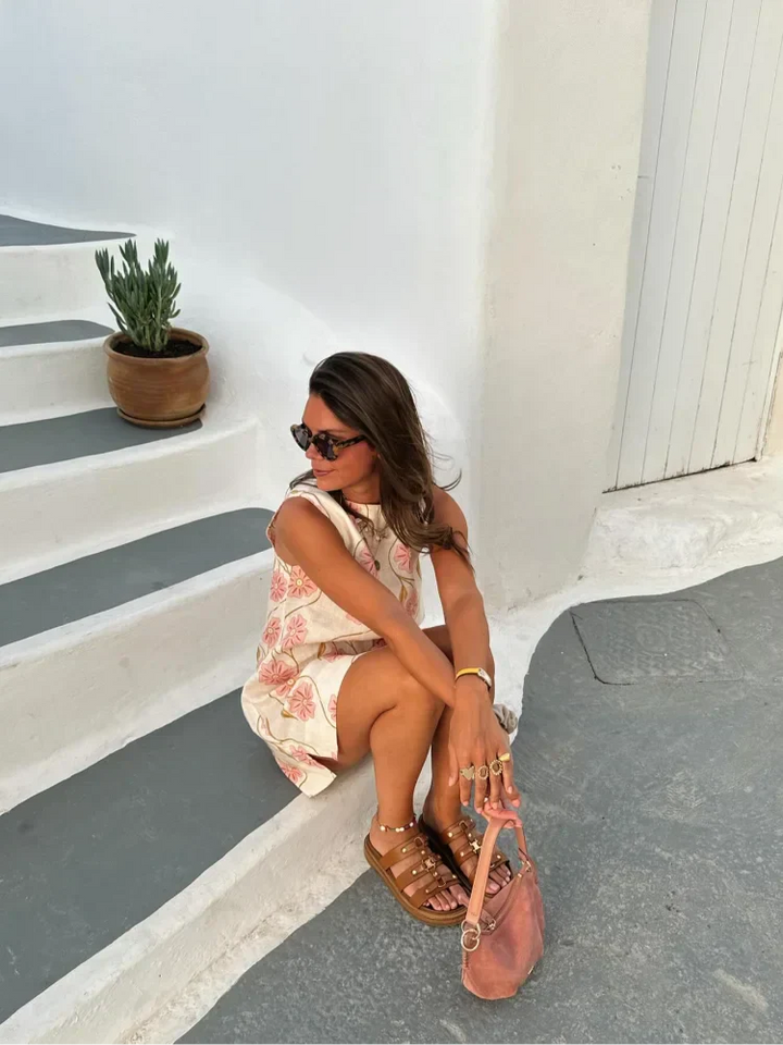 Chic Floral Mini Dress for Effortless Style