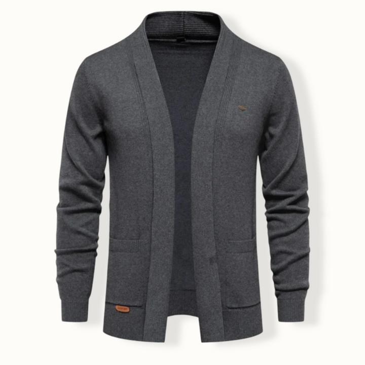 Chic Knit Sweater with Stylish Collar