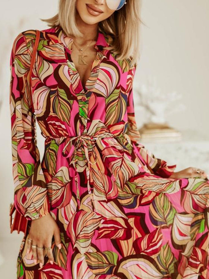 Chic Pleated Midi Dress for an Effortlessly Timeless Style