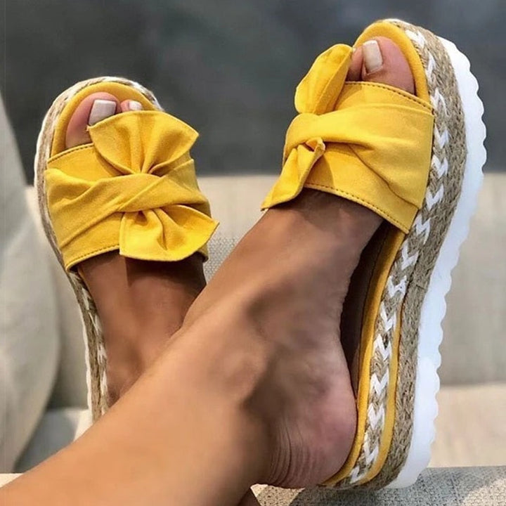 Chic and Trendy Tie-Up Sandals by Clossi