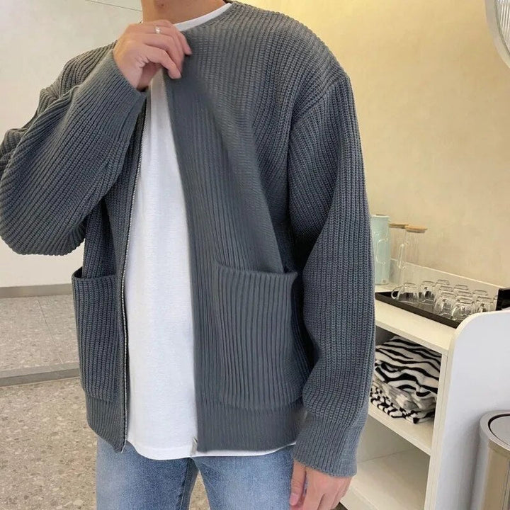 Stylish Men's Zippered Cardigan for Ultimate Comfort