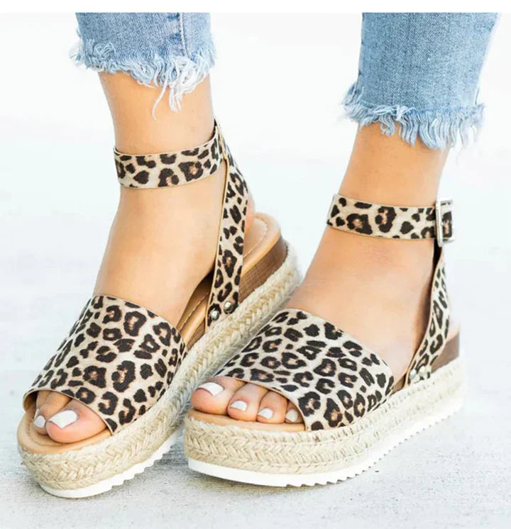 Chic Women's Sandals Perfect for Any Event