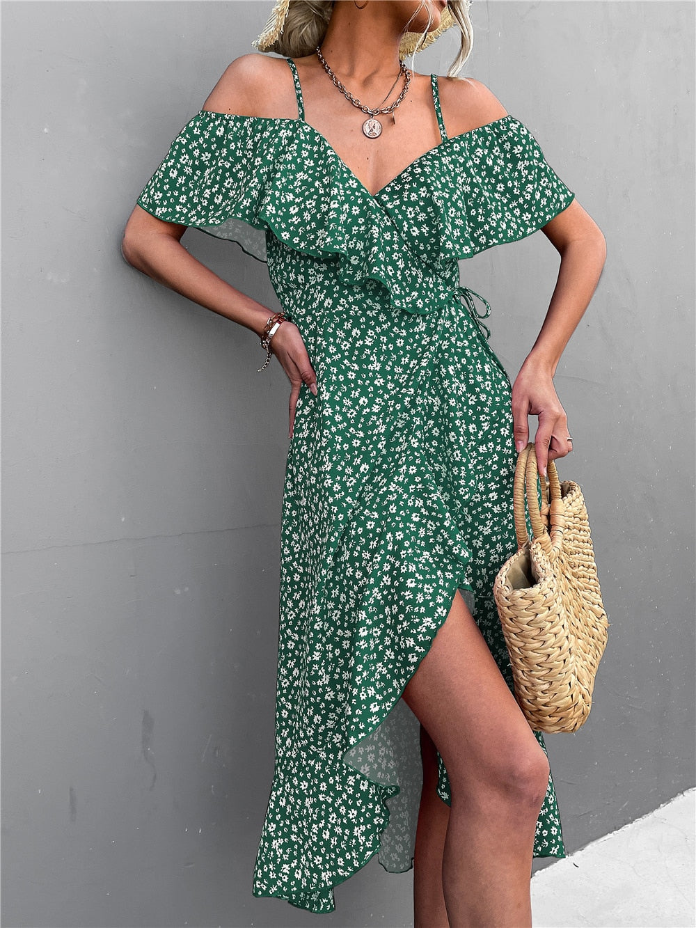 Elegantly Chic Midi Dress for Effortless Style