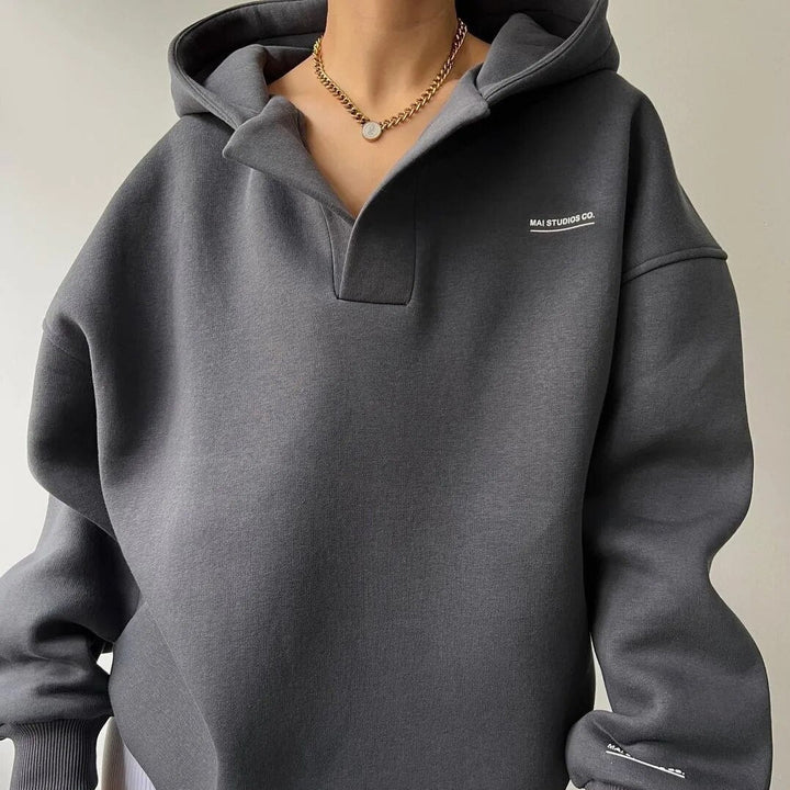 Stylish Modern Crewneck Sweater for Everyday Elegance