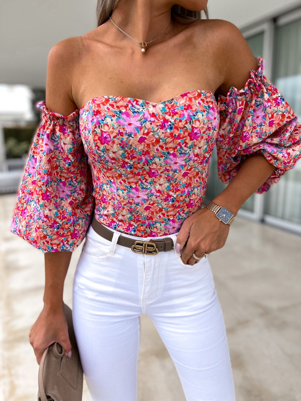 Elegant Floral Chic Blouse for Effortless Style