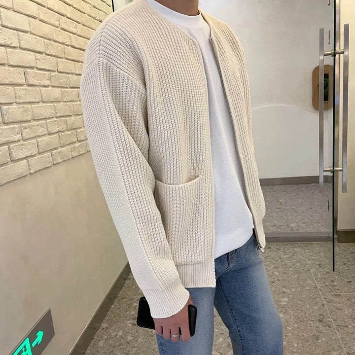 Stylish Men's Zippered Cardigan for Ultimate Comfort