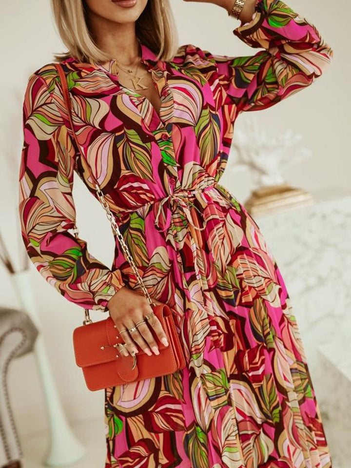 Chic Pleated Midi Dress for an Effortlessly Timeless Style