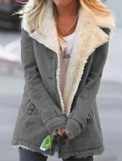 Cozy Fleece Jacket - Perfect for Chilly Days