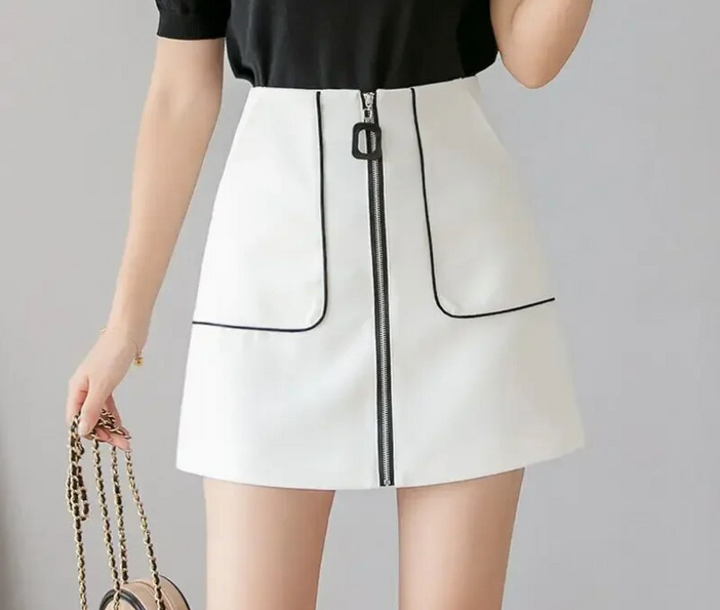 Chic Zippered Mini Skirt