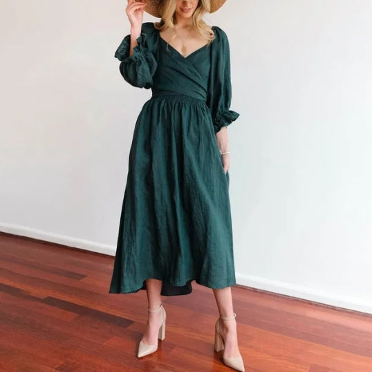 Elegant French Dress with Stylish Ruffled Sleeves