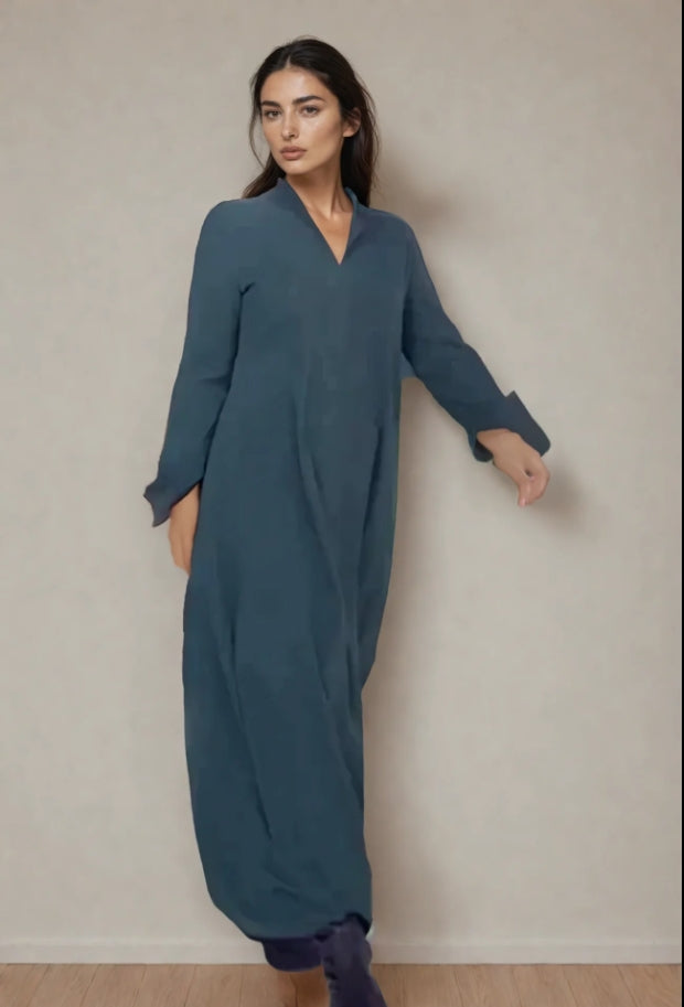 Effortlessly Chic Long Cotton Dress with Convenient Pockets