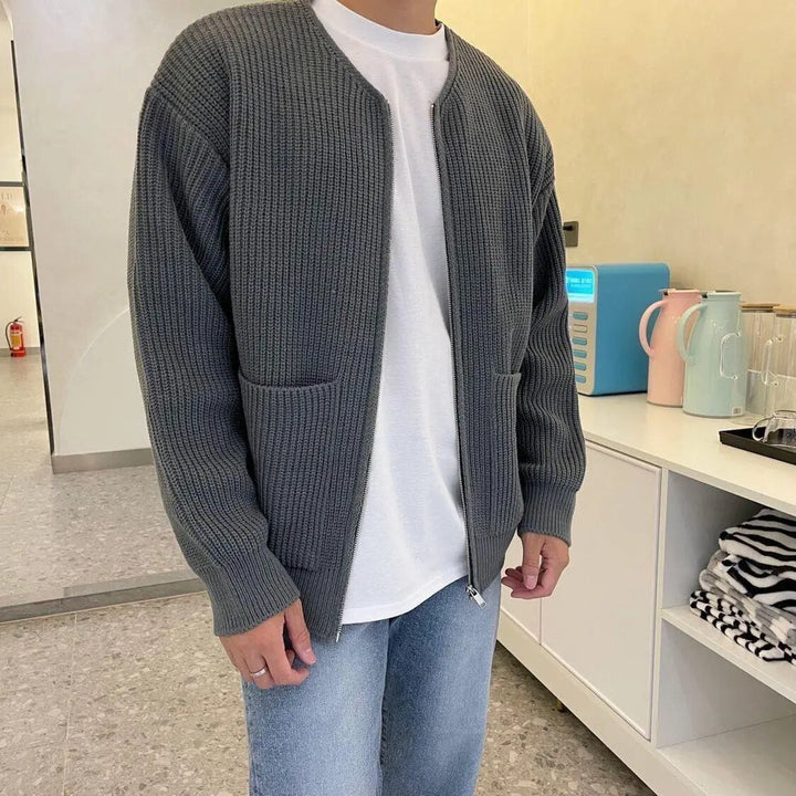 Stylish Men's Zippered Cardigan for Ultimate Comfort