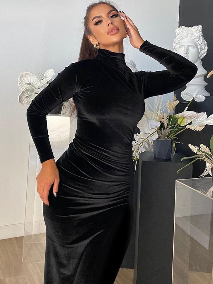 Exquisite Velvet Maxi Dress for Unforgettable Evening Elegance