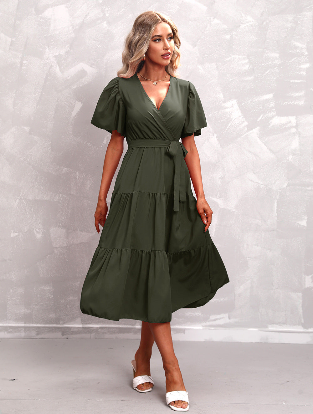 Chic Midi Dress Featuring Exquisite Ruffles