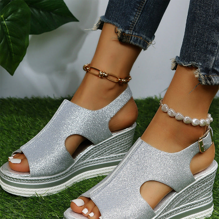 Fashionable Sleek Heeled Sandals for a Sophisticated Touch