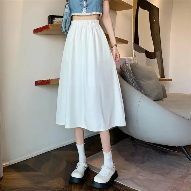Elegantly Flowing Loose Skirt