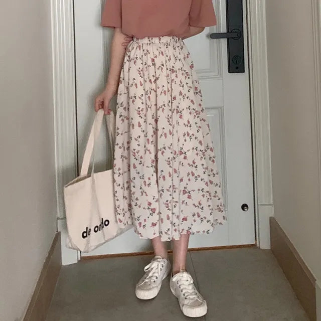 Elegantly Flowing Loose Skirt