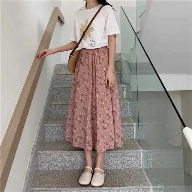 Elegantly Flowing Loose Skirt