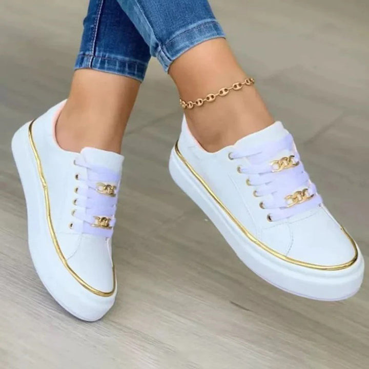 Chic Sneakers: Perfect for Any Occasion!