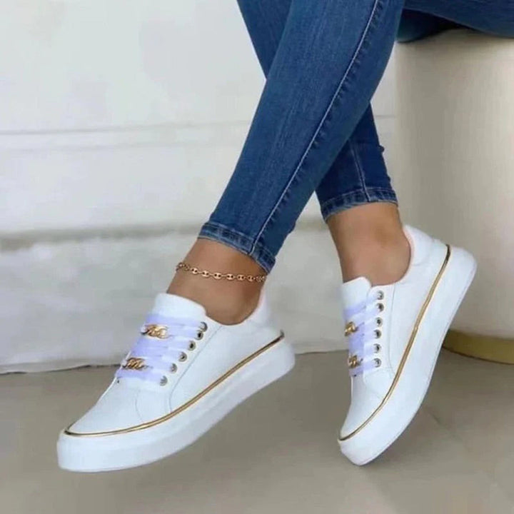 Chic Sneakers: Perfect for Any Occasion!