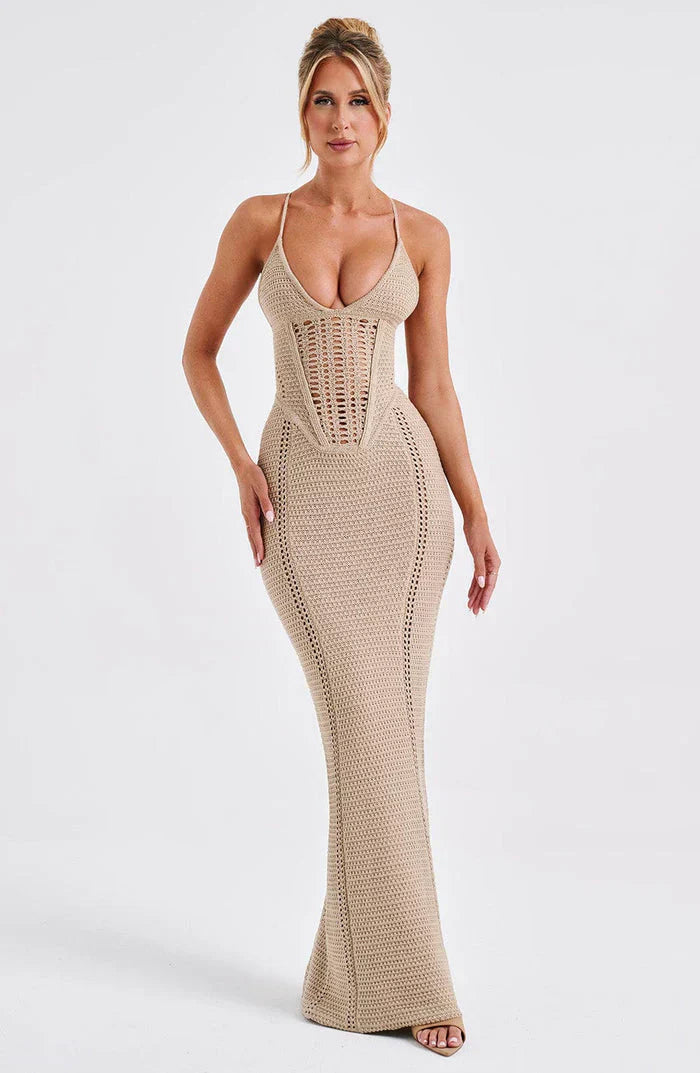 Elegant and Alluring Maxi Dress