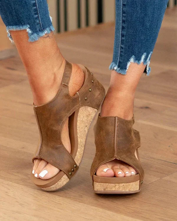 Stylish Orthopedic Sandals with Supportive Heel
