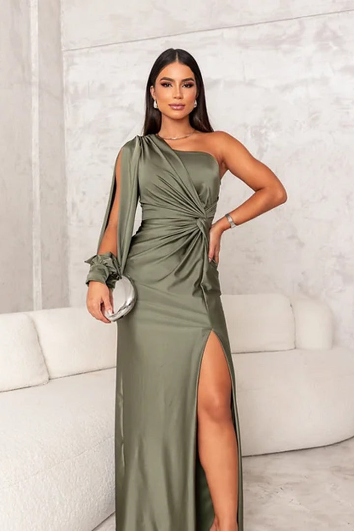 Gracefully Chic Silhouette Dress