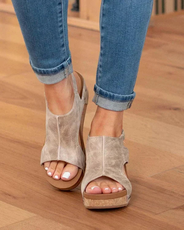 Stylish Orthopedic Sandals with Supportive Heel