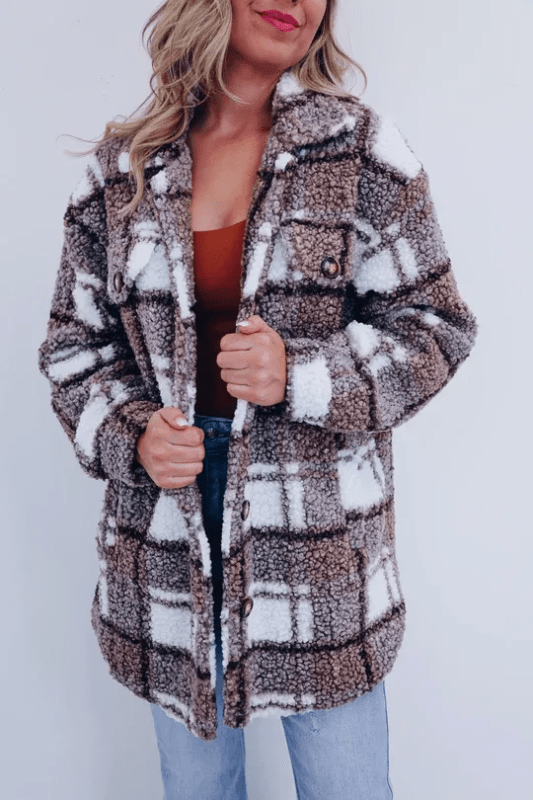 Luxurious Wool Coat for Ultimate Warmth and Style