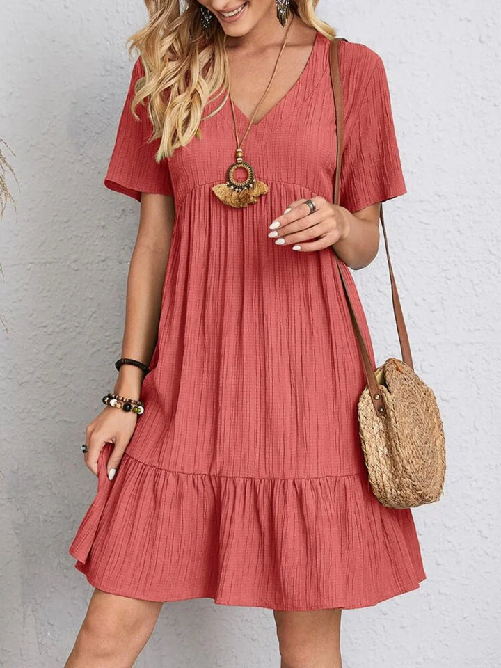 Chic Dress with Stylish Belly Concealment