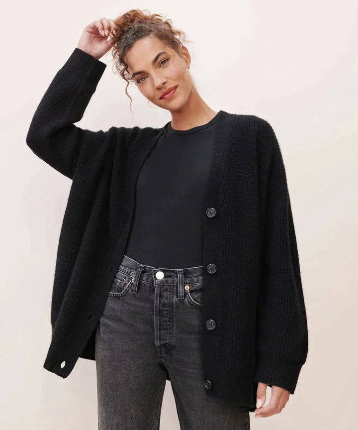 Chic V-Neck Cashmere Cardigan for Luxe Comfort