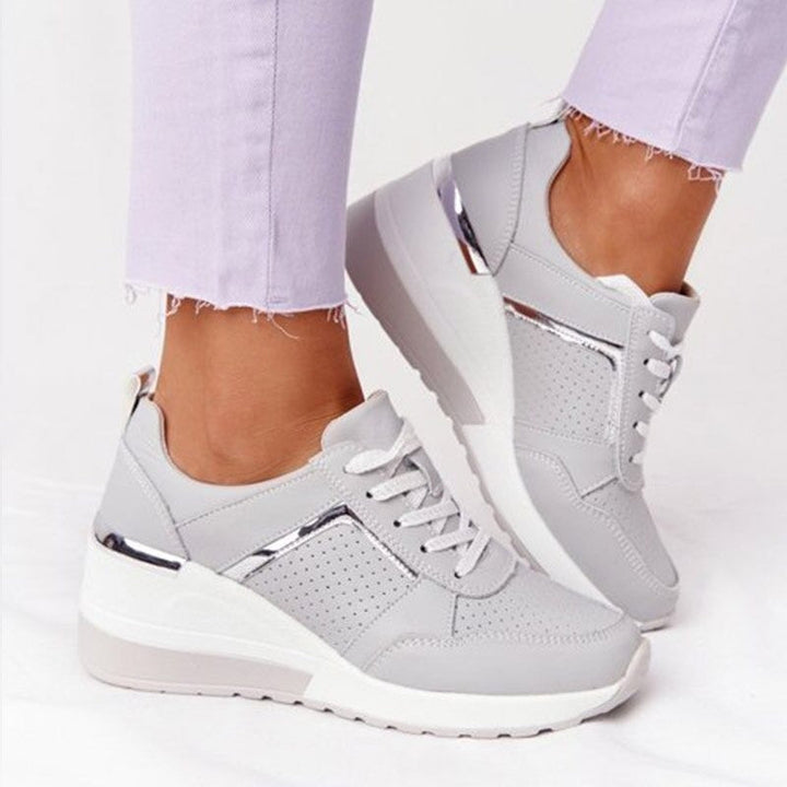 Stylish Chic Sneakers for Every Occasion
