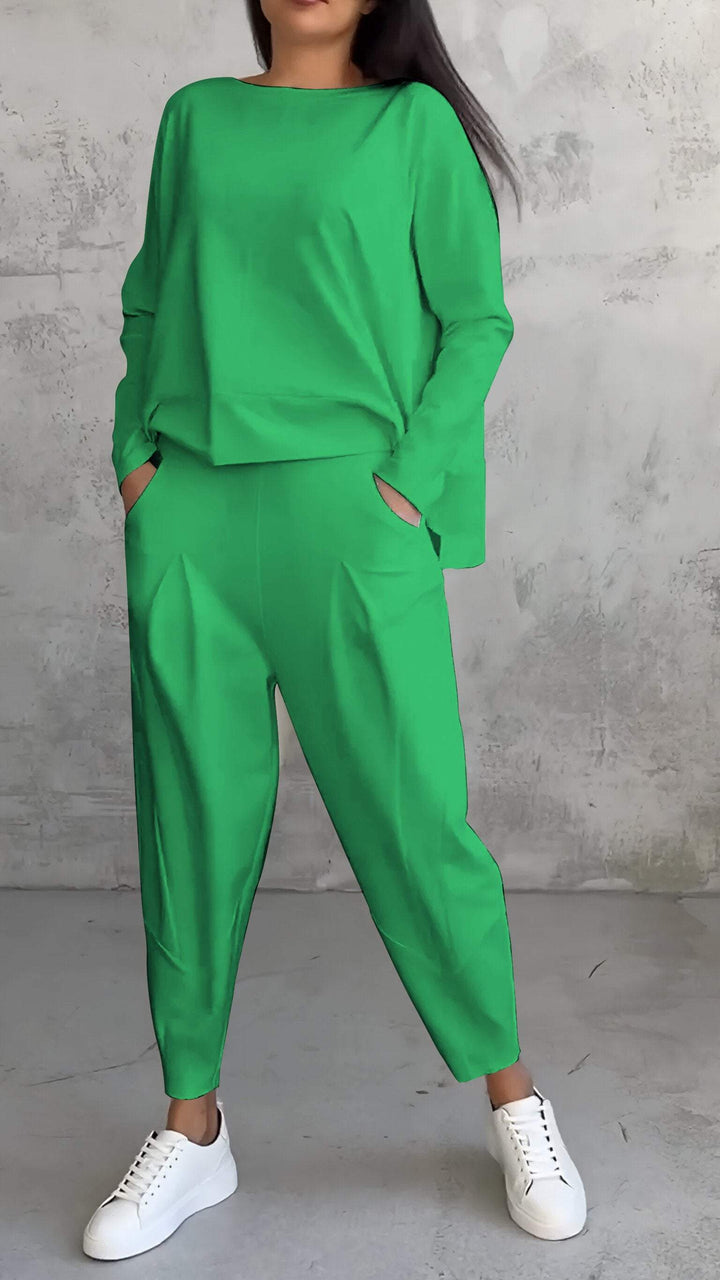 Luxe Comfort Full Set with Stylish Crew Neck
