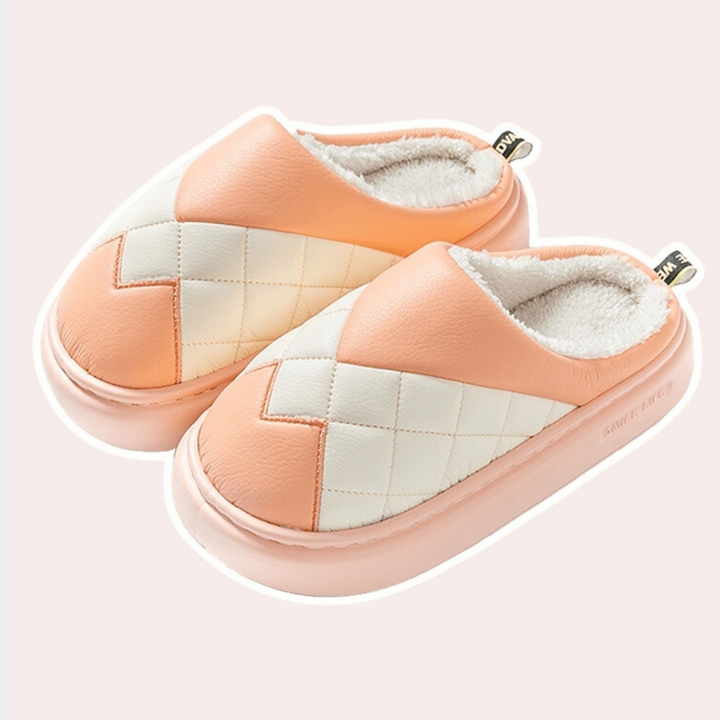 Chic and Cozy Women's Slippers