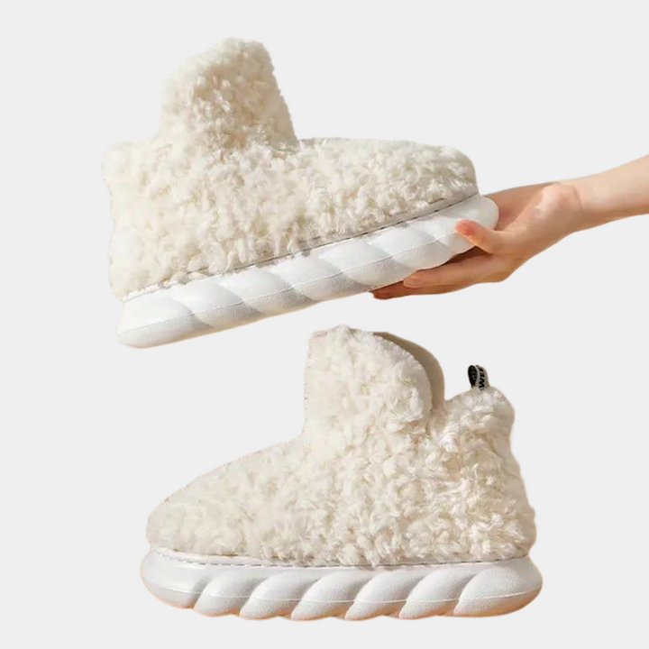 Chic Women's Footwear for Effortlessly Stylish Outfits