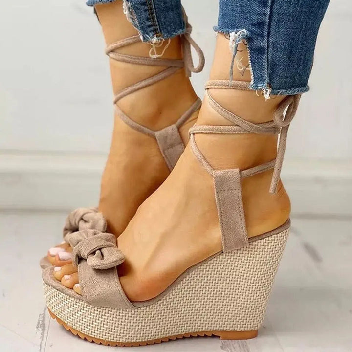 Chic Summer Sandals Featuring a Fashionable Ankle Strap