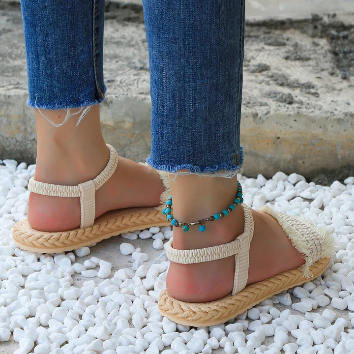 Chic Emery Sandals Featuring Fashionable Tassel Laces