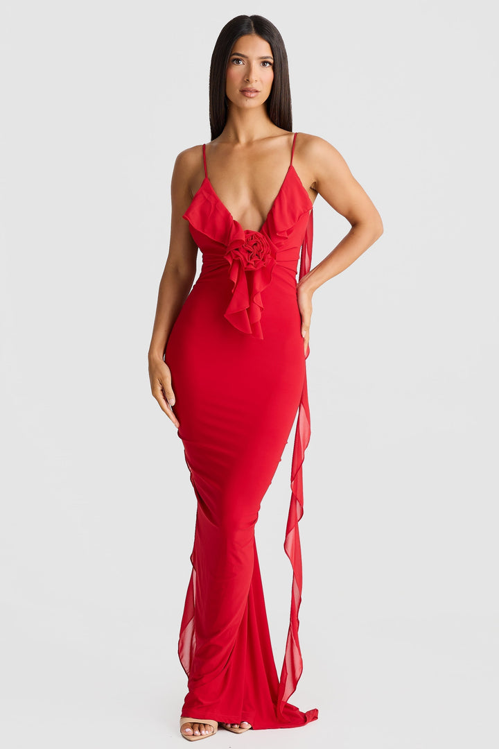 Elegant Maxi Dress Featuring a Stunning Open Back Design