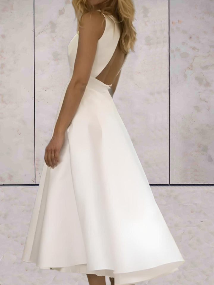 Chic A-line Dress for a Timeless Elegance