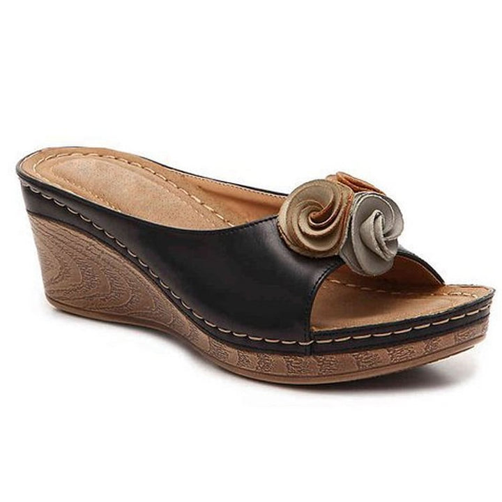 Chic Orthopaedic Leather Sandals with Stylish Floral Accents and Cozy Wedge Heel